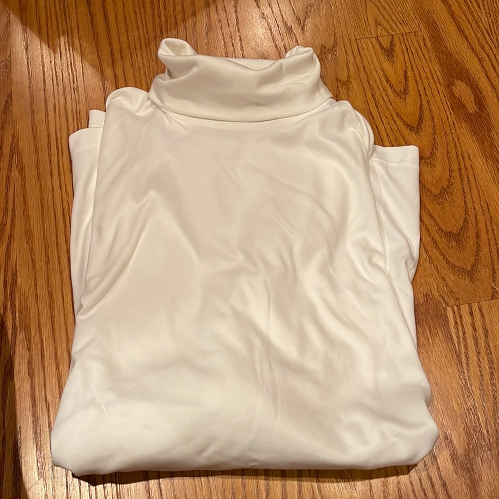 Fairway and Greene Long Sleeved Turtleneck